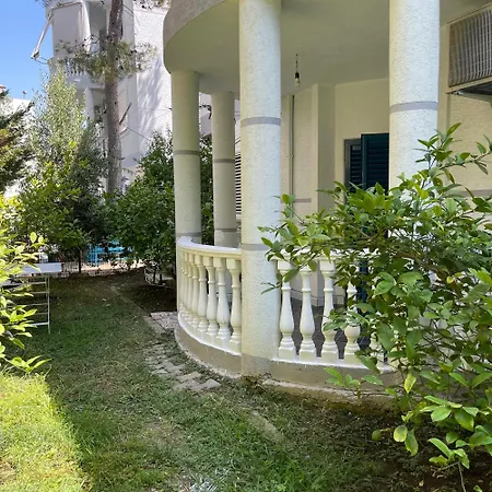 Casa vacanze Near Beach, With Garden